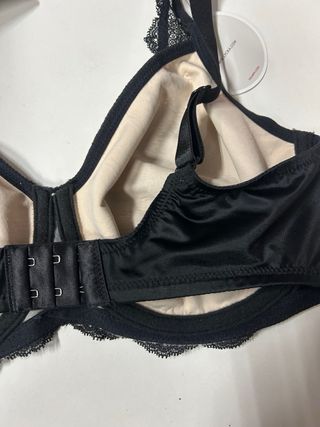 Sujetador Triumph Reductor Encaje Negro