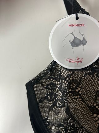 Sujetador Triumph Reductor Encaje Negro