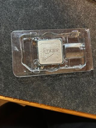 AMD Ryzen 5 2600 3.4 GHz + Disipador