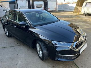 Skoda Octavia 1.5TSI SELECTION 2024
