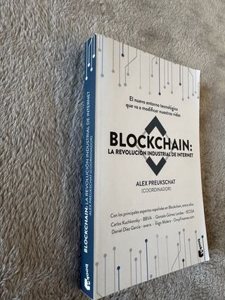 Blockchain. + La pastilla roja