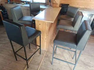 Lote de 7 taburetes altos (PRECIO UNIDAD )