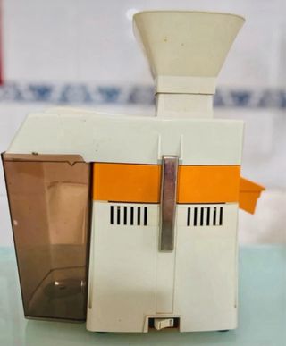 Licuadora Moulinex Naranja y Blanca