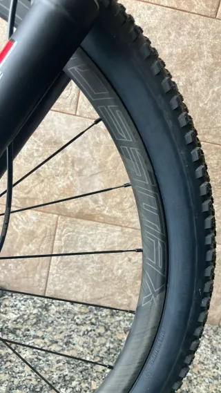 Bicicleta BH Lynx SLS