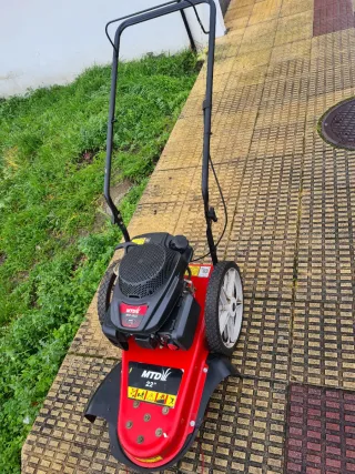 Desbrozadora de Ruedas MTD