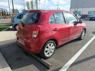 Nissan Micra 12/2011 automático