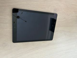 iPad A1474 Negro Incluye funda