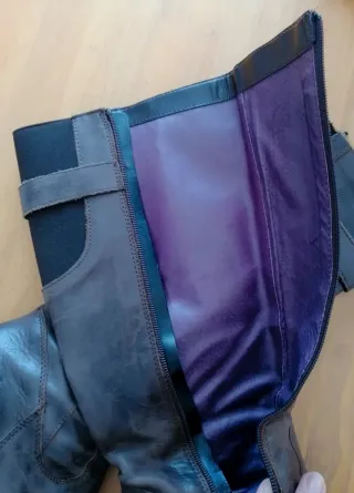 Botas de piel marrón