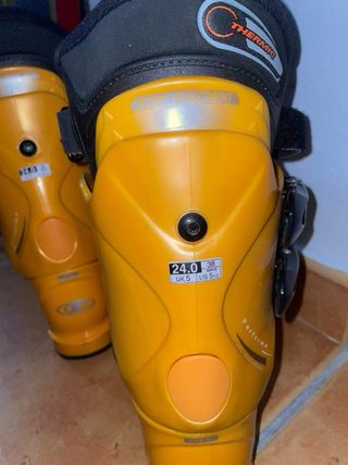 Esquí Dynastar Speed + Botas Salomón 38 + Bastones