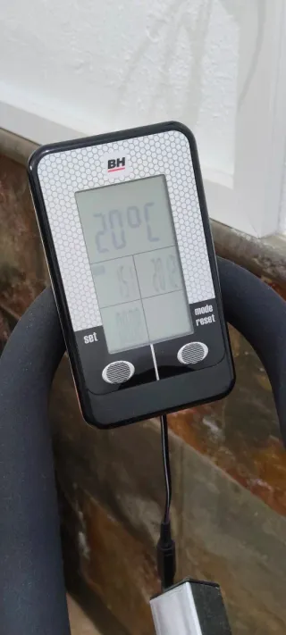 Bicicleta Estática BH Fitness ZS600