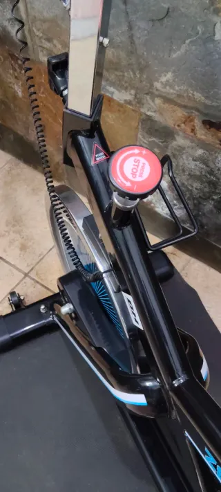 Bicicleta Estática BH Fitness ZS600