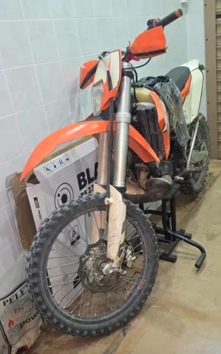 KTM 200 EXC Enduro + EQUIPO + CABALLETE +KIT ITV
