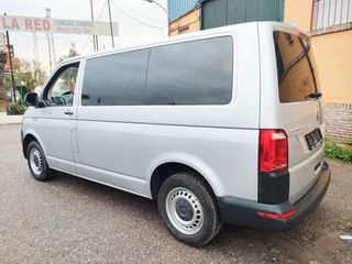 Volkswagen Transporter T6 9 PLAZAS