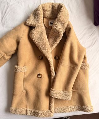 Abrigo Zara borreguillo T6