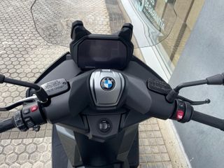 dasMoto vende BMW C400GT(2022) con 24300 km