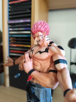 Action Figure Sukuna Jujutsu Kaisen di Sukuna