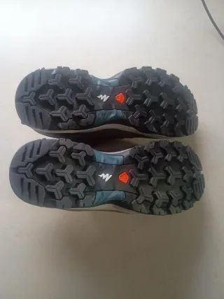 Zapatillas montaña Quechua Talla 40