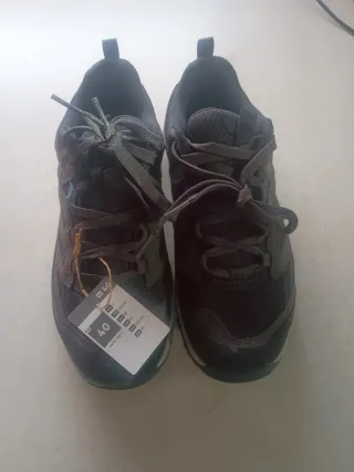 Zapatillas montaña Quechua Talla 40