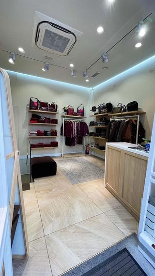 Local comercial en alquiler en Sol en Madrid