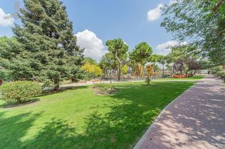 Local comercial en venta en Zona Estación en Rozas de Madrid (Las)