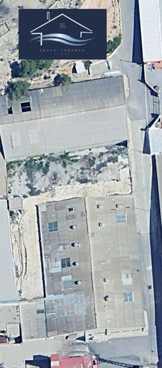 Nave industrial en venta en Pla de la Vallonga - Bacarot en Alicante
