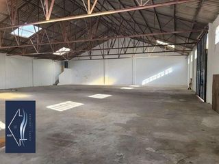 Nave industrial en venta en Pla de la Vallonga - Bacarot en Alicante