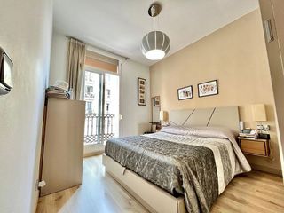 Piso en venta en Sant Antoni en Barcelona