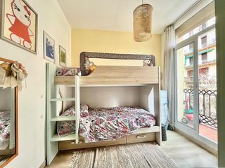 Piso en venta en Sant Antoni en Barcelona