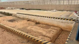 Nave industrial en venta en Retamar en Almería