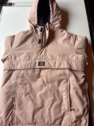 Chaqueta Pull&Bear rosa con capucha