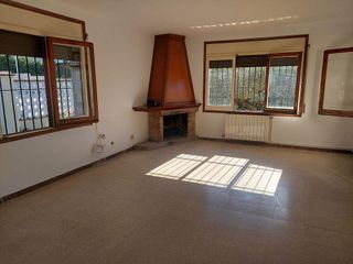 Chalet en alquiler en Forallac