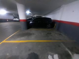 Garaje en venta en Montesa en Esplugues de Llobregat