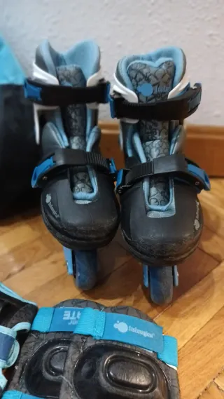Patines en línea talla 30 + protecciones
