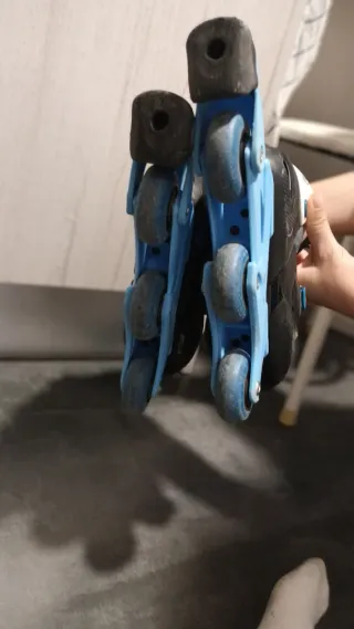 Patines en línea talla 30 + protecciones