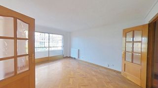 Piso en venta en Numancia en Madrid