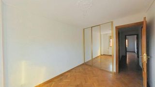Piso en venta en Numancia en Madrid