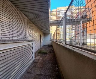 Local comercial en venta en Barrio Torrero en Zaragoza