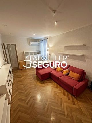 Piso en alquiler en Puerta del Ángel en Madrid