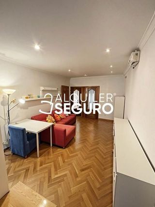 Piso en alquiler en Puerta del Ángel en Madrid