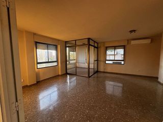 Piso en alquiler en Huerta Rosales - Valdepasillas en Badajoz