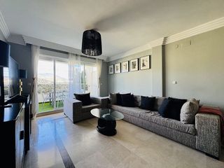 Piso en alquiler en Los Naranjos - Las Brisas en Marbella