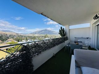 Piso en alquiler en Los Naranjos - Las Brisas en Marbella