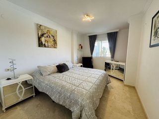 Piso en alquiler en Los Naranjos - Las Brisas en Marbella