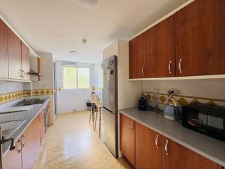 Piso en alquiler en Los Naranjos - Las Brisas en Marbella