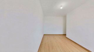Piso en venta en Numancia en Madrid