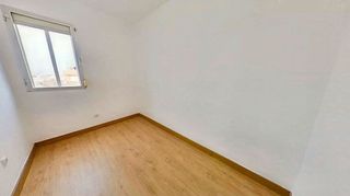 Piso en venta en Numancia en Madrid