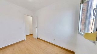 Piso en venta en Numancia en Madrid