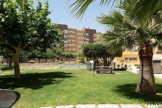 Piso en alquiler en Renfe - Bulevar 1º y 2º Fase en Jaén