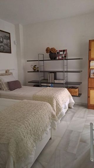 Piso en alquiler en Los Naranjos - Las Brisas en Marbella