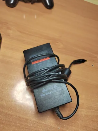 PlayStation 2 Slim Negra + Mando y Cargador